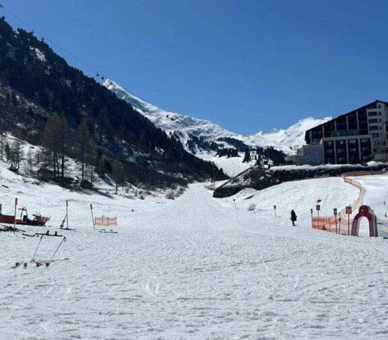 17073FB1-A0A7-4D65-856A-1F138C7C2A16